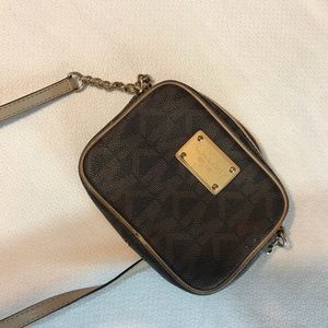 Michael Kors Jet Set Crossbody